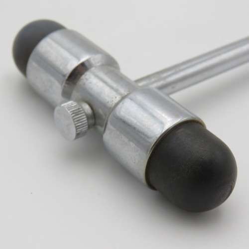 Vintage mechanical reflex hammer