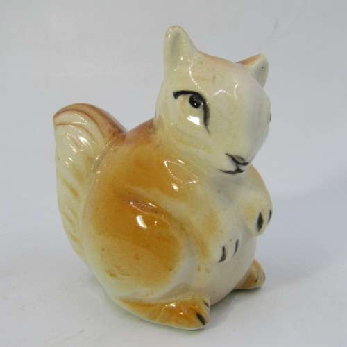 Vintage porcelain squirrels salt and pepper shaker on stand