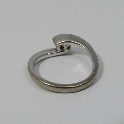18kt White Gold ring with round brilliant diamond of 0.36 carat color I/J - size J