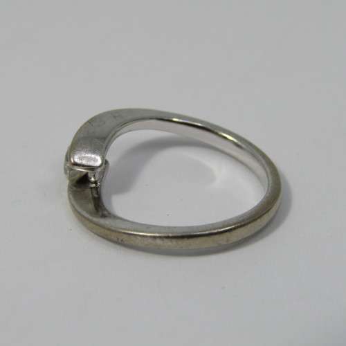 18kt White Gold ring with round brilliant diamond of 0.36 carat color I/J - size J