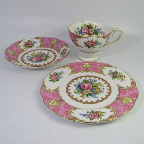 Royal Albert Lady Carlyle trio