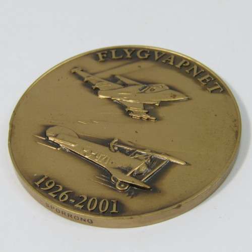 Swedish Air Force 75th Anniversary 2001 medallion issued to SA pilot