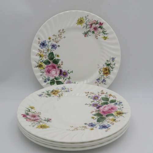 Set of 6 Royal Daulton Arcadia dinner plates