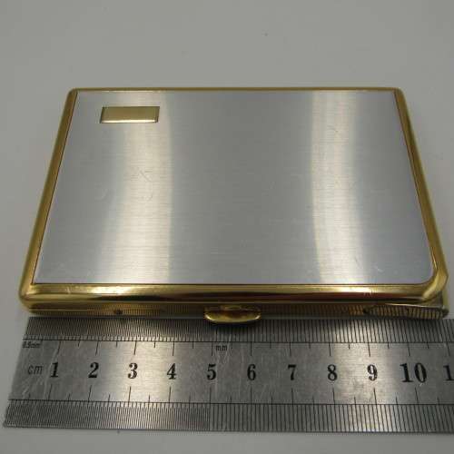 Vintage Arcote International cigarette case with lighter