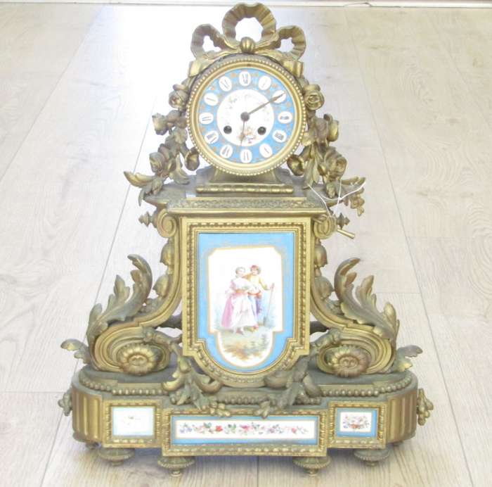 Antique French Louis XV Style Ormolu and porcelain mantel clock