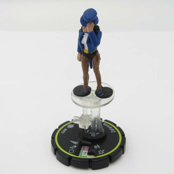 Lot of 8 DC Heroclix mini figurines