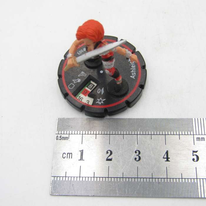 Lot of 8 DC Heroclix mini figurines