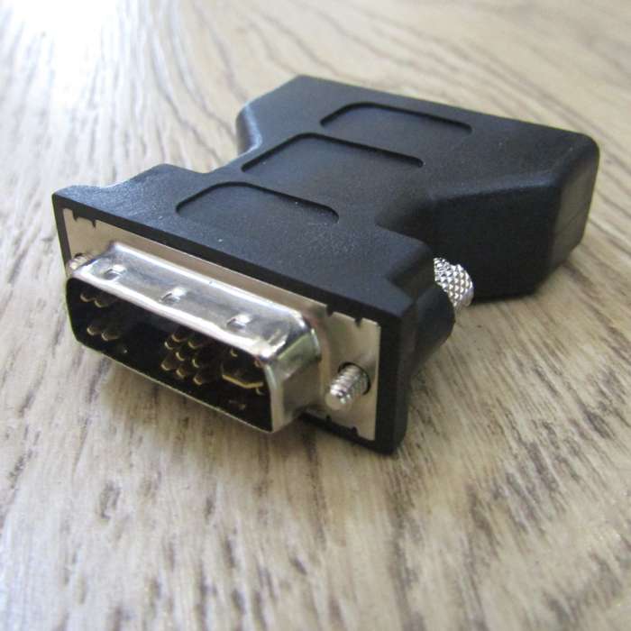 LG DS 125 Projector in bang with cables - working