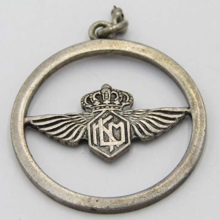 Herman Hoorkaas made silverplated KLM pilot`s wings in pendant