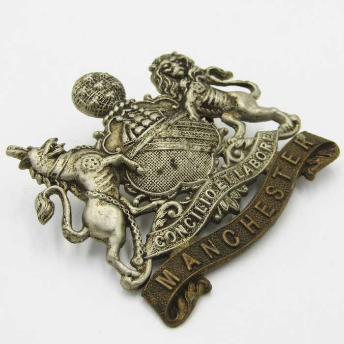 Royal Army Manchester regiment cap badge