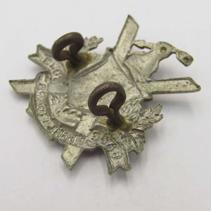 Set of Cape Town Highlanders collar badges