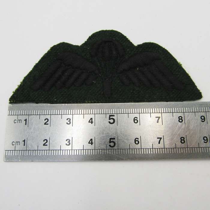 British Royal Green Jackets cloth parachute wings