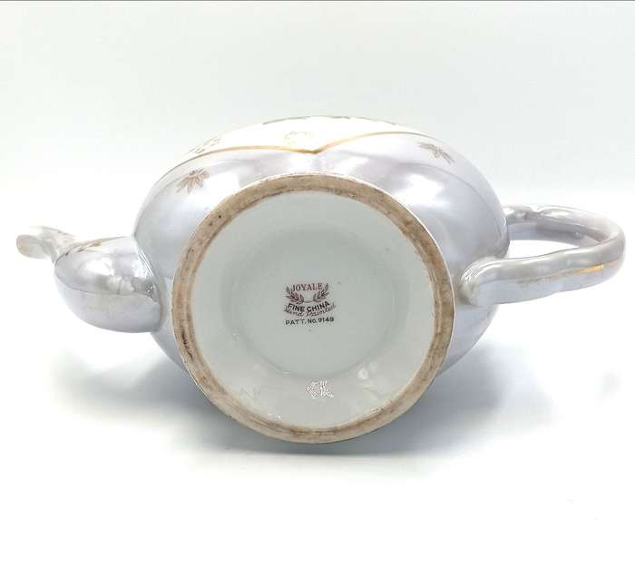 Vintage Joyale fine china 18-piece porcelain tea set