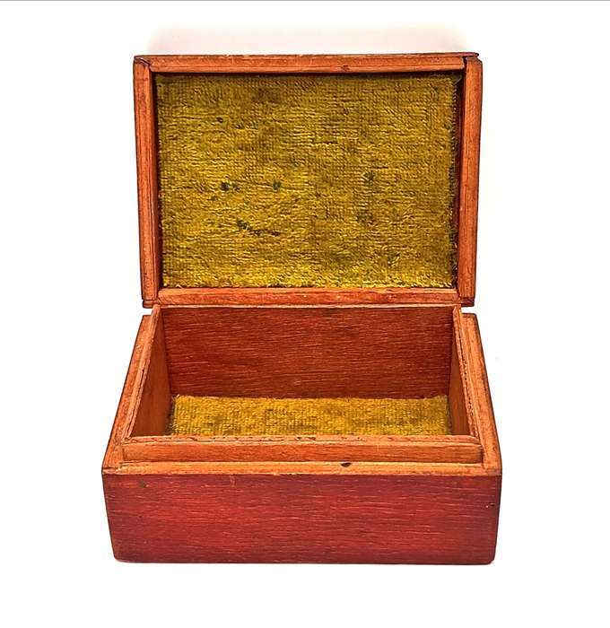 Vintage United South Africa wooden trinket box