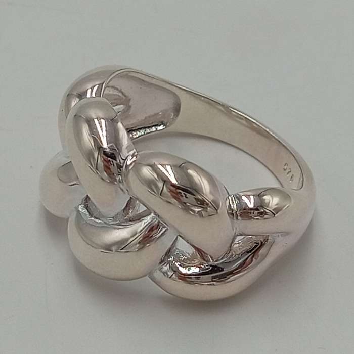Beautiful braid design sterling silver ring - size T - 7.5g