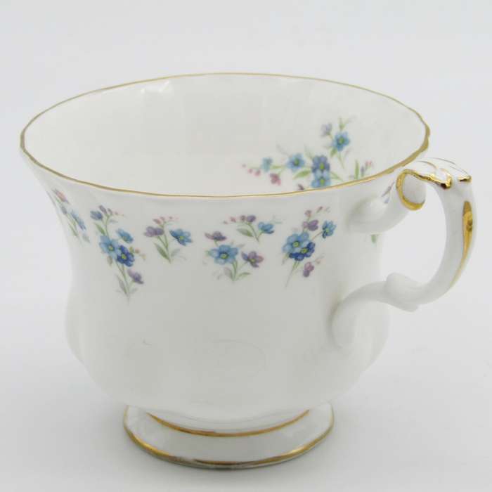 Vintage Royal Albert Memory lane porcelain Trio