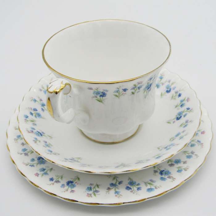 Vintage Royal Albert Memory Lane Porcelain trio