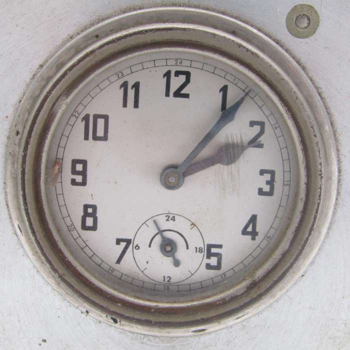 Vintage Night watchman guard clock in leather pouch - no keys - working