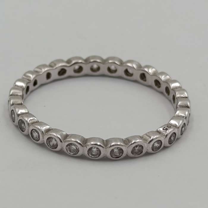 Beautiful silver wedding band set - infinity band and ring with large clear stone - size O - 4.2g