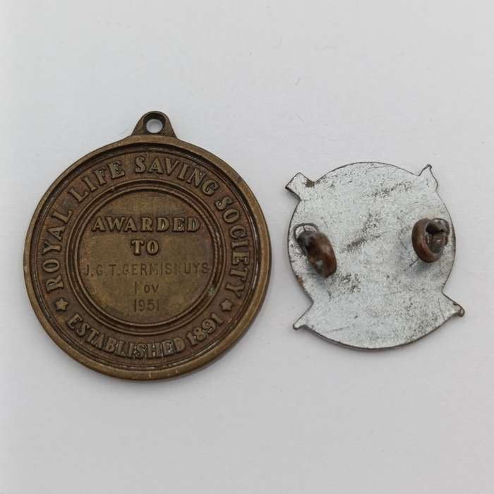 Royal Life saving society medal and badge of J.G.T Germishuys