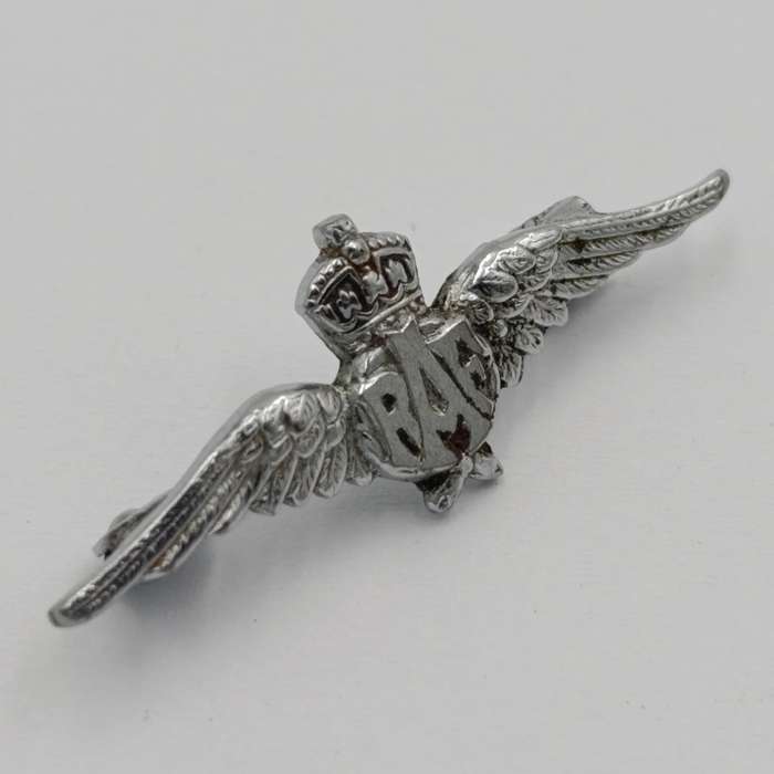 WW2 Royal Air Force Sweetheart badge