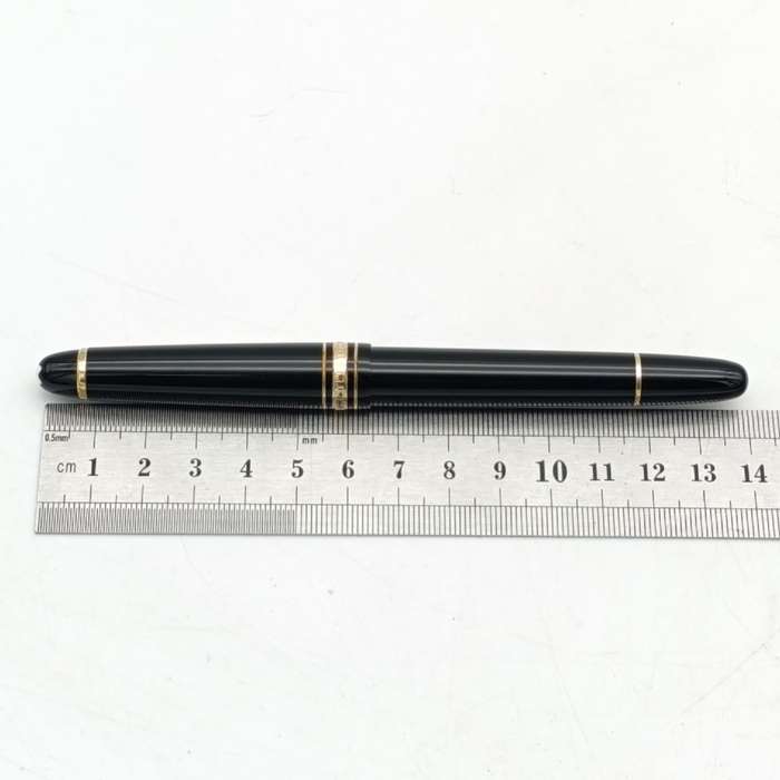 Vintage Mont Blanc Meisterstuck Pix fountain pen - serial MF 1270269