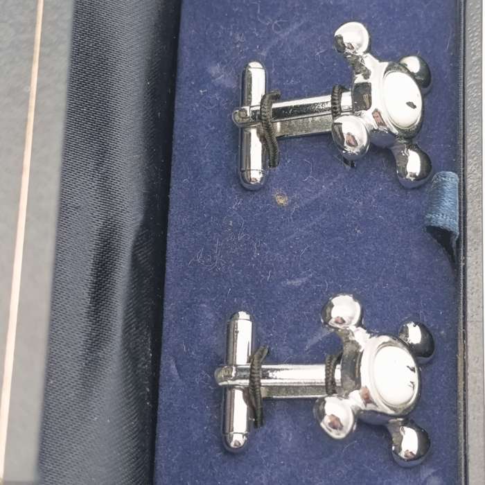 Pair of bathroom tap shaped cufflinks