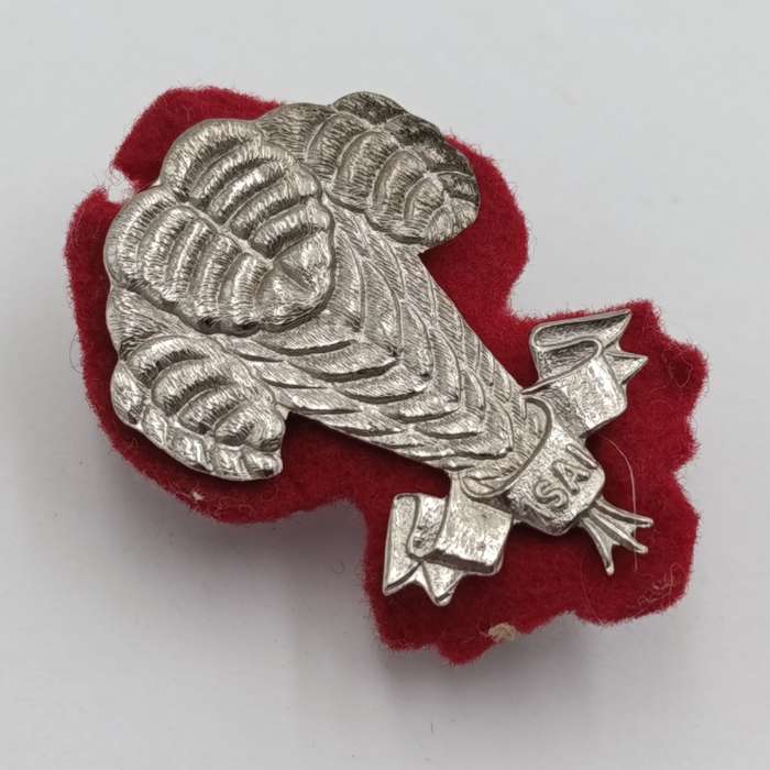 SADF 1 SA Infantry beret badge with backing