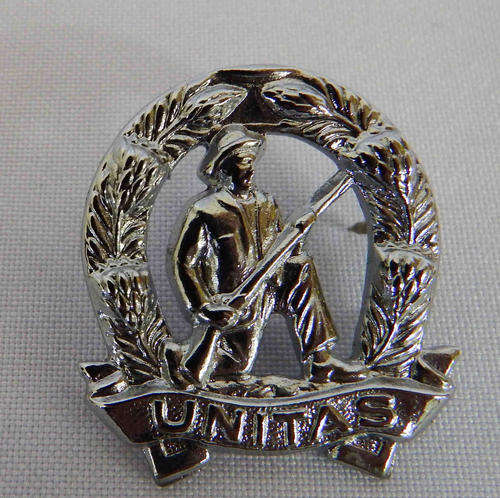 SA Commanders Collar badge - Worn post 1976 - as per photo