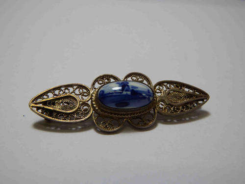 Vintage Delft and silver filigree brooch