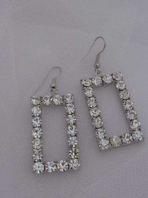 Diamante drop rectangle earings