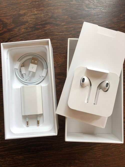 iPhone 7 128GB - excellent condition
