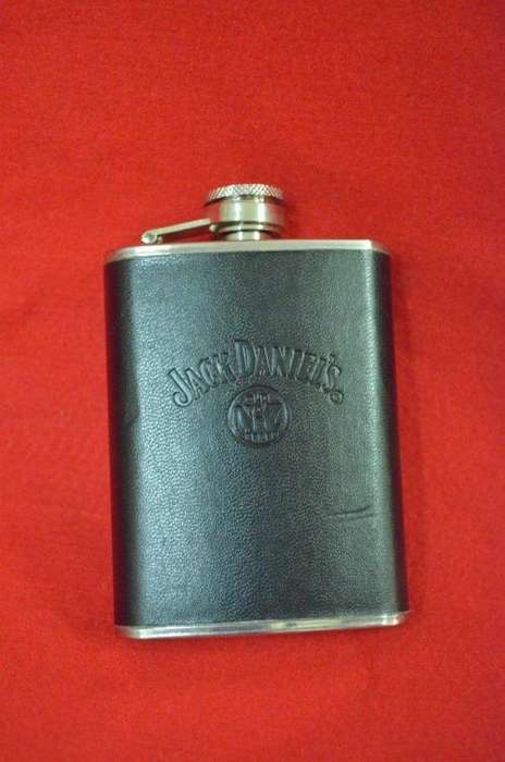 Jack Daniels hip flask 4oz