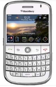 Genuine Blackberry Bold 9000 Smart Phone Boxed with all accessories Unlocked 3G White