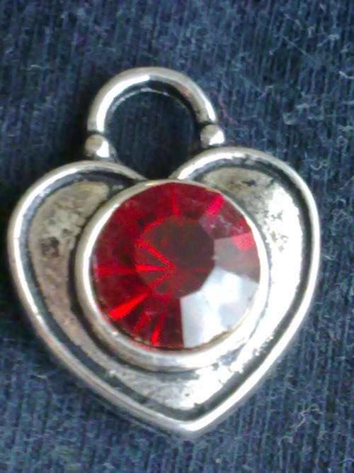 STUNNING TIBETAN SILVER RUBY RED HEART CHARM