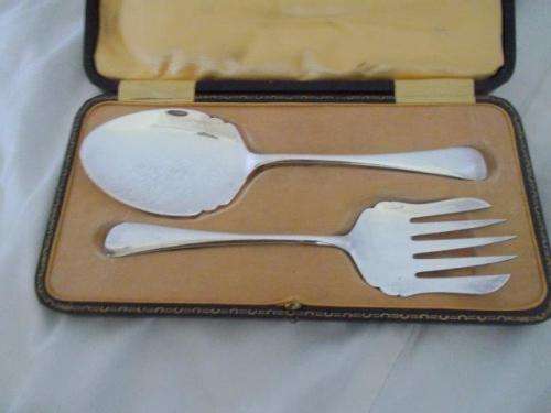 boxed nice large sliver plated serving spoon and fork set