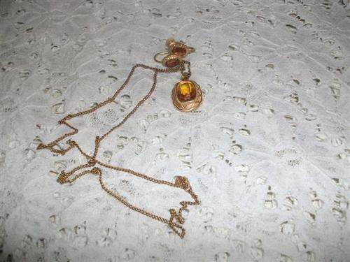 Vintage costume rolled gold necklace and pendant and screw on earrings lot