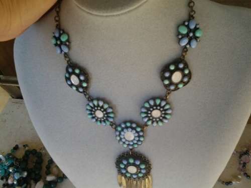 pretty costume blue metal necklace