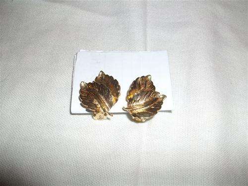 Nice gold plated clip on earrings