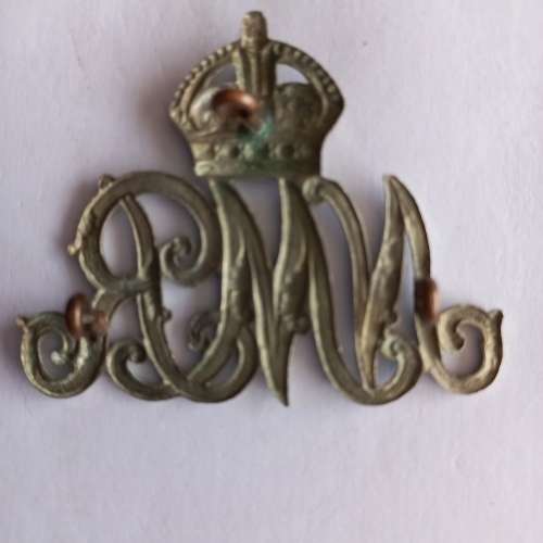Natal Mounted Rifles Helmet badge with green backing, worn 1922 - 1943