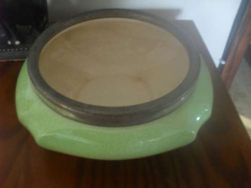 *# A VINTAGE LIMEGREEN ROYAL WINTON GRIMWADES FRUIT BOWL - METAL RIM