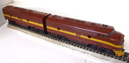LIFE LIKE HO: SAR 34-207 Diesel Loco Set in Fair un-boxed condition (HKong)