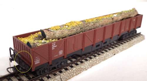 LIMA HO: European Freight Wagon with Log Load in Good un-boxed condition (Italy)