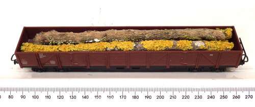 LIMA HO: European Freight Wagon with Log Load in Good un-boxed condition (Italy)
