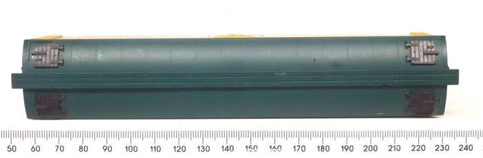 ATHEARN HO: `BANANA` 60` Reefer in Good un-boxed and Used condition.