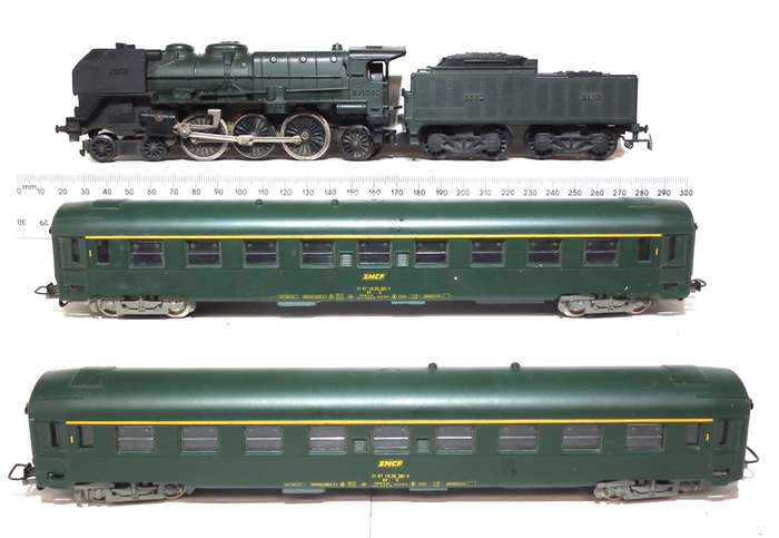 JOUEF HO: Vintage SNCF Passenger Steam Train Set in Good, Used and Un-boxed condition(France)