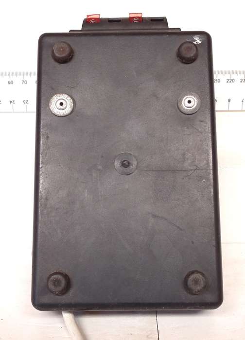 CSE POWER SUPPLY: Old School 12VDC Analogue Power Supply in good un-boxed condition(Italy)