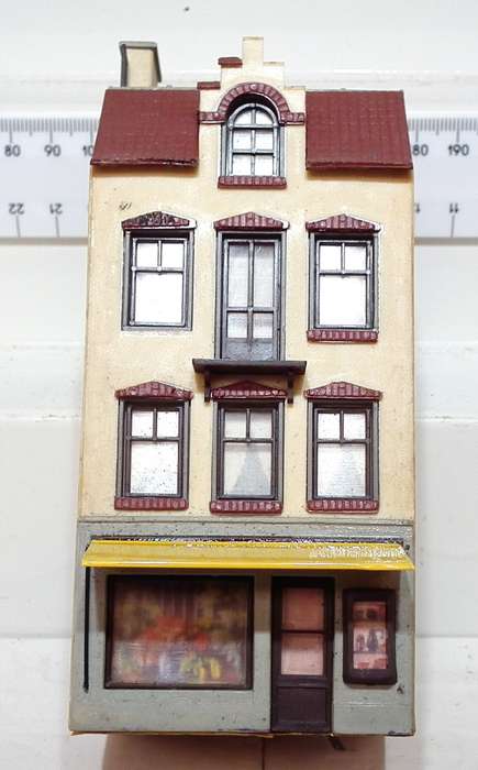 SCENERY HO: Vintage European Multi Story Apartment Building with Shop in Fair Used Condition.