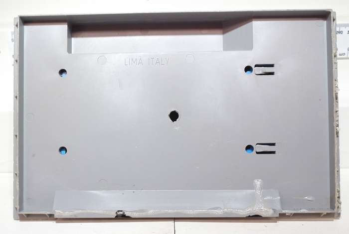 LIMA HO:  Detailed Plastic Trackside Storage Depot in Good Used Condition.(Italy)