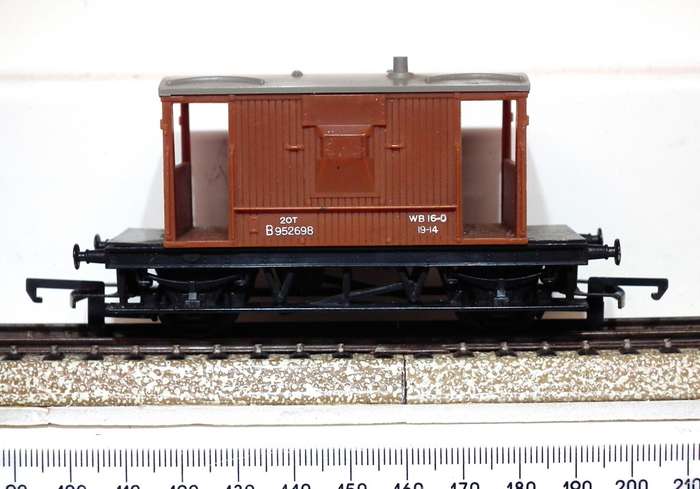 TRI-ANG OO:  English  16t Brake Van in Good, Used Un-boxed condition(England)